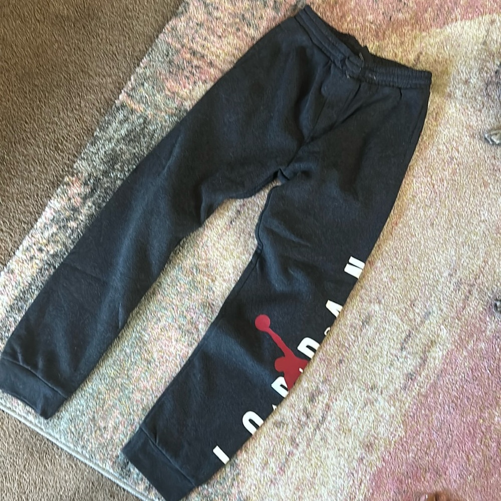 Jordan gray sweats pants